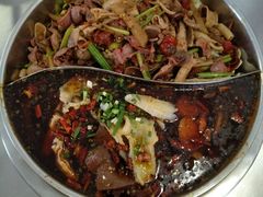 鸡杂毛血旺鸳鸯锅-胖娃古镇鸡杂(磁器口总店)