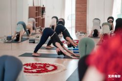 -无界瑜伽普拉提