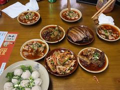 -周肥肠(江油总店)