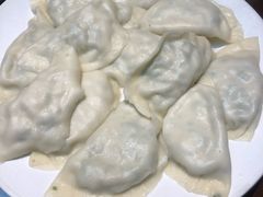 -方国老头包子·39年威海本地老字号•小船海鲜疙瘩汤
