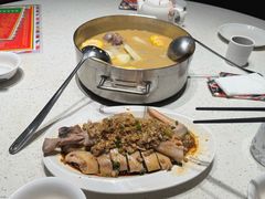 -肥仔文澳门猪骨煲(南京西路店)