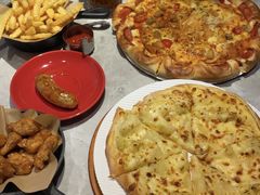 -必胜客(威高广场店)