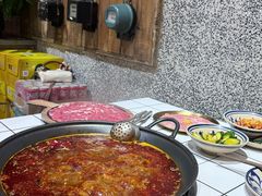 -旧街市鲜货老火锅(大光路店)