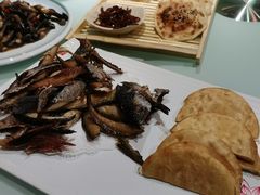 香酥炸鱼-捌拾柒號大院(济南路店)
