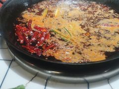 -扎起市井老火锅(乐山总店)
