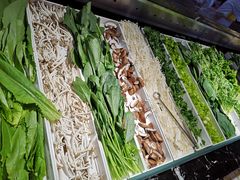 -九寸花汀海鲜烤肉自助(中东迪克店)