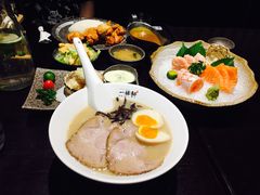 -一豚轩·烧鸟·豚骨拉面(五四路店)