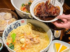 -李犟大爆鳝面·手工蟹黄包(湖滨西湖店)