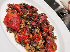 梅干菜烧脱骨猪手-四季民福烤鸭店(外滩外白渡桥店)