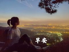 -鬼笑石后山停车场