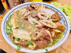 精品大肠卤煮火烧-门框胡同百年卤煮(新街口店)