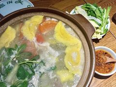 -一坐一忘云南菜(嘉里中心店)