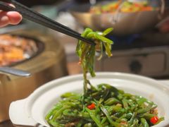 小炒肉末炒卜豆角-恰八斗·猛火长沙菜(国贸店)