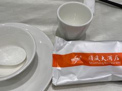 -金时代顺风大酒店(临港百联店)