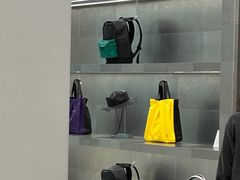 -川久保玲(大阪店)