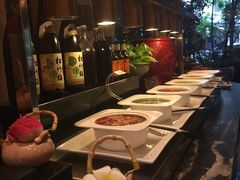 -岷山饭店-芝芝自助餐厅