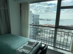 -YooMee优美智能科技美肤机构