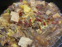 -东北农家院·铁锅炖(莘庄店)