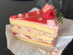 芭乐啵啵玫瑰普洱蛋糕-露丝卡文•世界冠军面包(乐峰广场店)