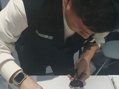 -优购镜仓(六角广场店)