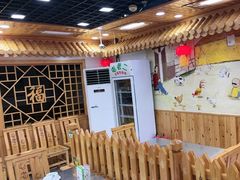 -屯老二农家铁锅炖·行业领军者(梅江店)