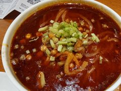 -诚铭记·虾仁汤包·成都小吃(融创店)