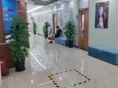 -茂菊口腔连锁(浦东南路店)