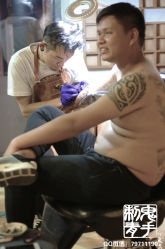 -鬼手纹身小鬼店