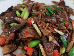 -湘里湘亲饭店(闸坡店)