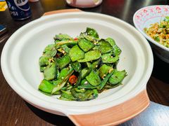 -丽华园·武汉地标楚菜餐厅(青山江滩店)