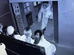 -荒岛实景沉浸密室(江汉路1店)