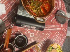 昆明寻甸酸菜牛肉火锅-云边嬢嬢·云南野料现摏火锅