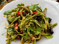 巧拌贡菜-易老头三样菜(南滨路总店)
