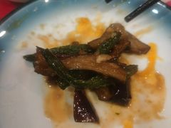 -闯关东东北农家菜(崂山石老人店)