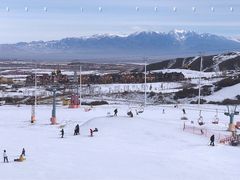 -丝绸之路山地度假区滑雪场