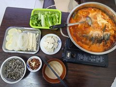 -苗侗地道红酸.酸汤鱼·酸汤牛肉