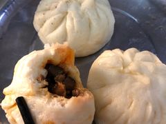 麻辣香菇鸡丁包-老陶包子铺(南大西南村店)