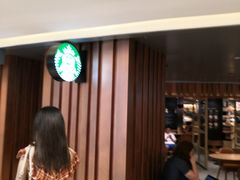 -星巴克臻选(国贸商城首店)