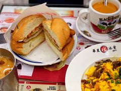猪扒包-華人 華星冰室(氹仔 店)