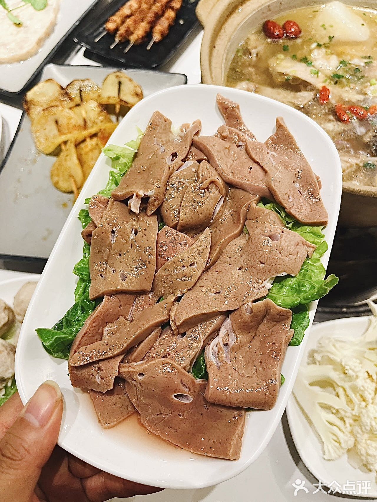 冬令进补吃什么？那肯定少不了羊肉锅
