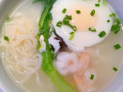 -绿茶餐厅(同成街华联店)