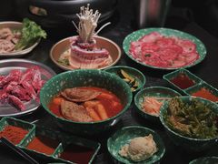 -欧巴炭烤肉오빠숯불구이(南京东路店)
