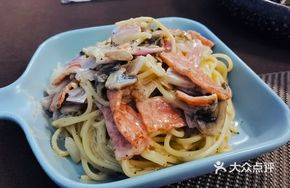French Bacon Mushroom Pasta