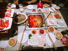 -海底捞大排档火锅(悦荟广场店)