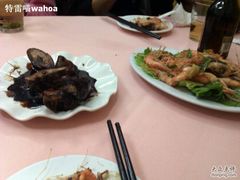 春餐厅的酱鸭和油爆虾实在是好吃！-春餐厅