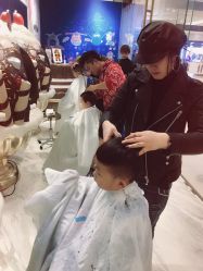 -SoSweet香港专业儿童美发沙龙(IFS国际金融店/春熙路店)