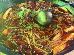 -鸿顺老铁锅美蛙鱼府(解放碑店)