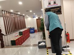 -楼外楼大刀肉传统火锅居(繁荣路店)