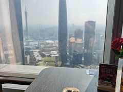 -及象咖啡Air·360度俯瞰广州塔(北塔68F店)