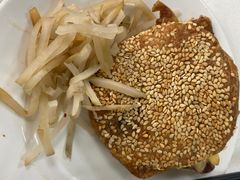 烧饼夹肉-老磁器口豆汁店(天坛店)